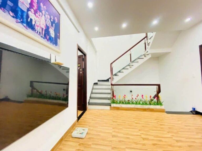 Bán nhà MT 3 tầng Hải Phòng81m2-Sát sân ga Đà Nẵng